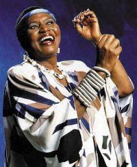 Makeba Miriam on Miriam Makeba Nacque A Johannesburg Sua Madre Era Una Sangoma Di Etnia